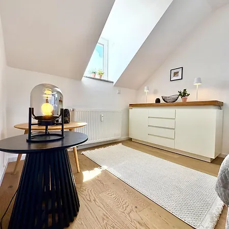 View, Central, Terrace Apartman *